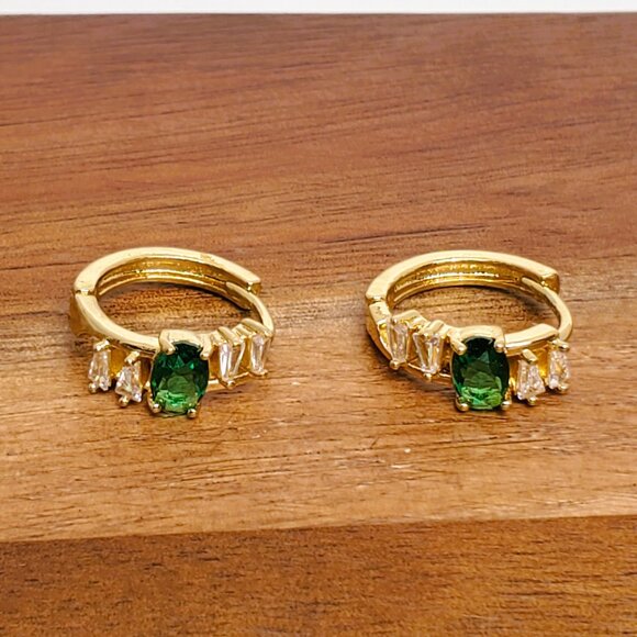 14K Gold Womens 2ct Green Emerald Gemstone 1ct Diamond Small Hoop Earrings NEW - Picture 2 of 3